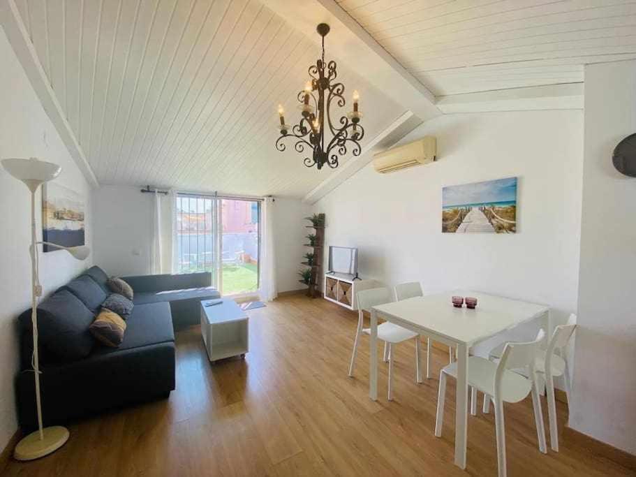 Apartamento ACERAS - Precioso ático en el corazón de Málaga Exterior foto